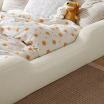 Little Lifely Marshmallow bed edge